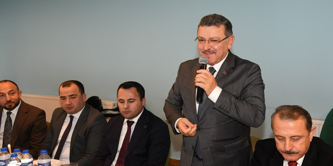 Başkan Genç Muhtarlarla Buluştu