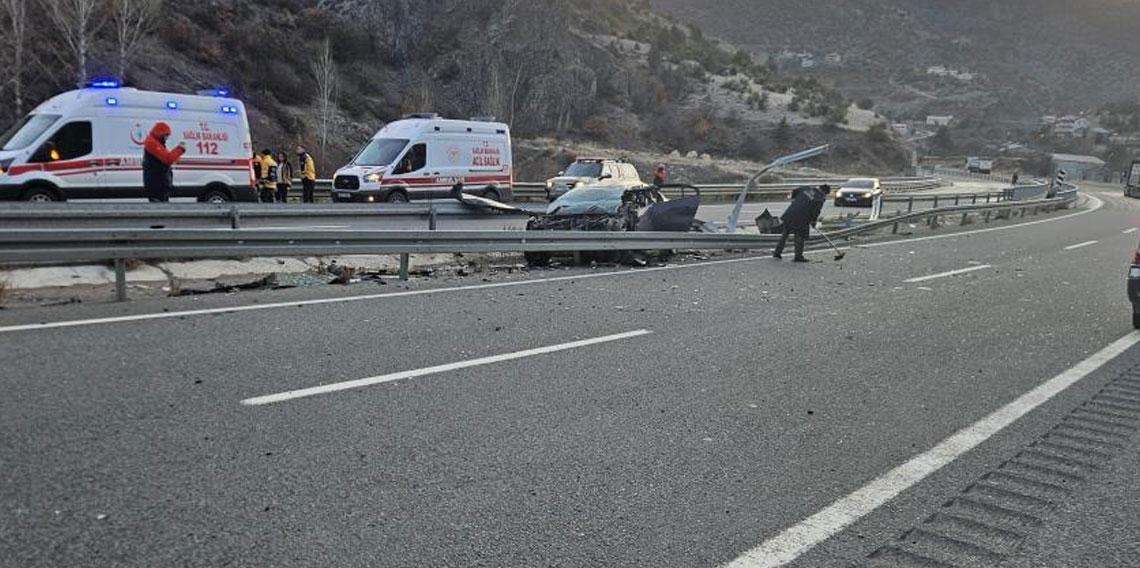 Gümüşhane'de trafik kazası: 1’i ağır 4 yaralı