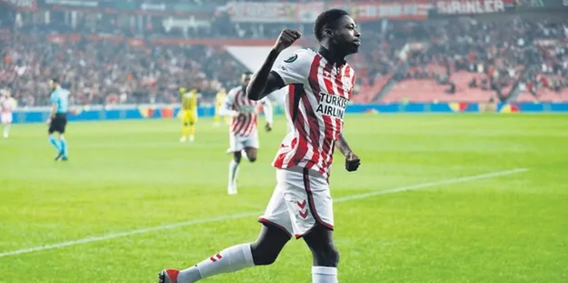  Musaba’yı 70 dakika kenarda neden tutarsın?