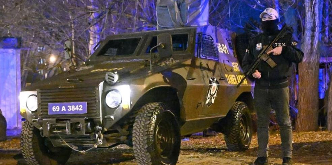 Bayburt polisi yılın en uzun gecesinde de sahadaydı