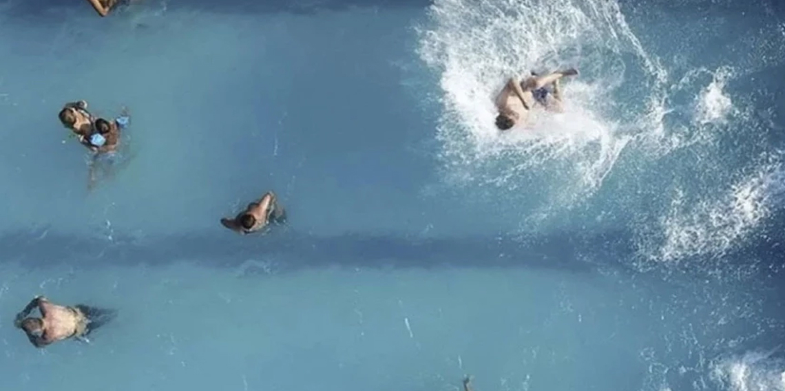 Erkek müşteriyi tek başına havuza almayan otele ceza