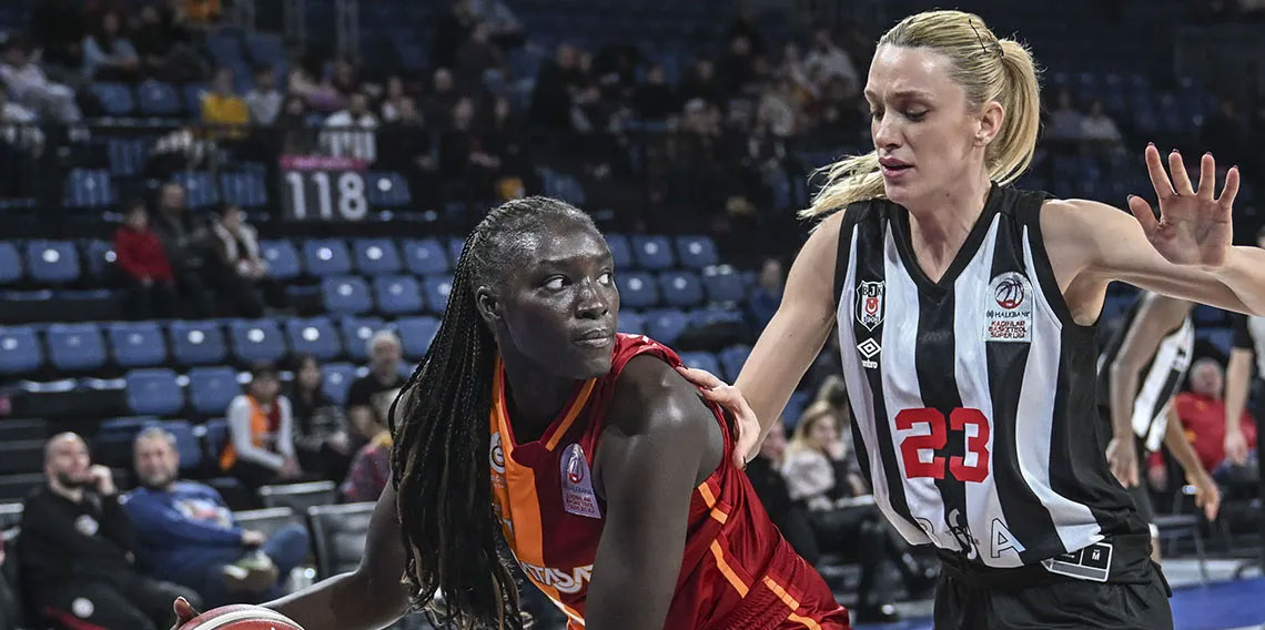 Galatasaray derbide Beşiktaş'ı devirdi!