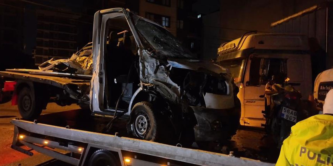 Alkollü sürücü dehşet saçtı: 4 yaralı