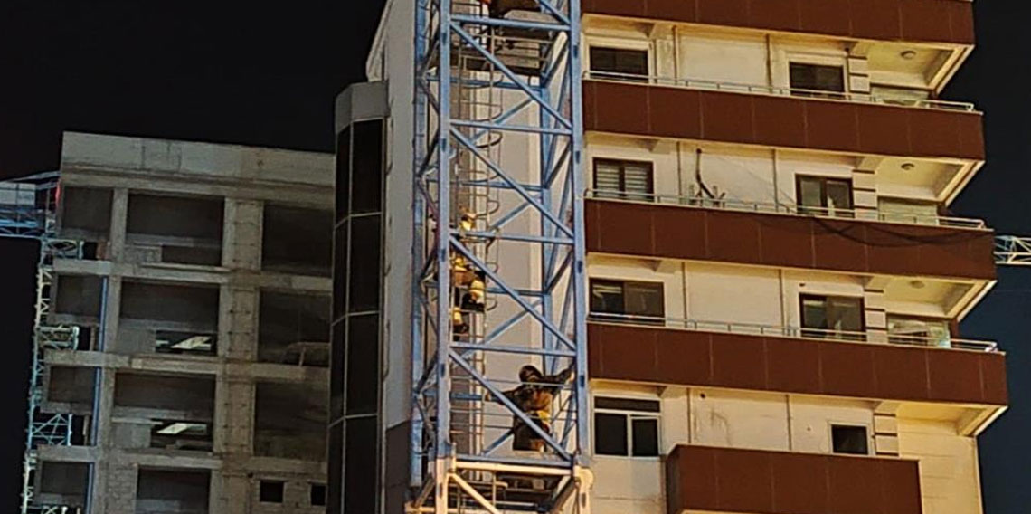 Vince çıkarak intihara kalkışan şahsı itfaiye vazgeçirdi