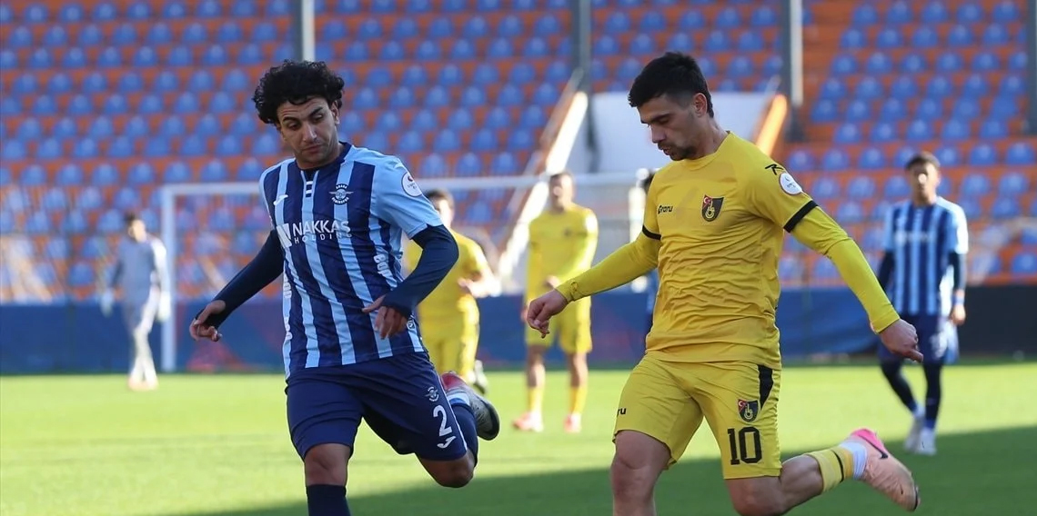 İstanbulspor, Adana Demirspor'a 5 attı!