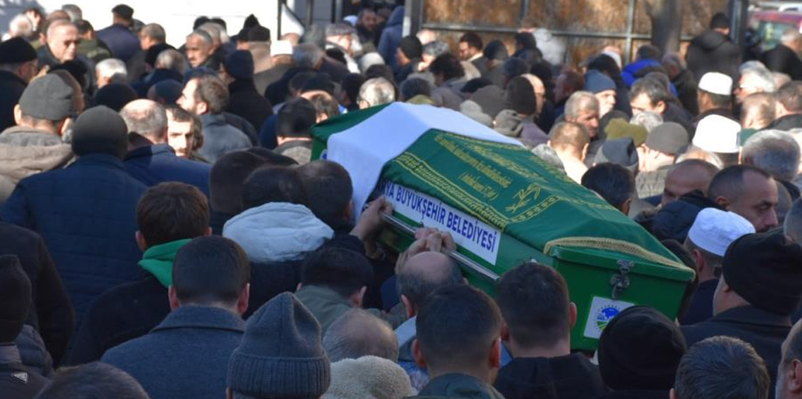 Mekke’de ring otobüsünün çarptığı Türk umreci memleketi Sakarya'da defnedildi