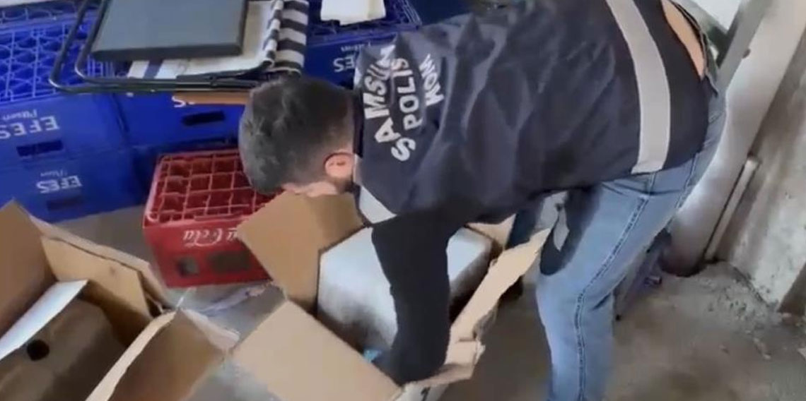 Samsun'da Yılbaşı öncesi sahte alkollü içki ele geçirildi