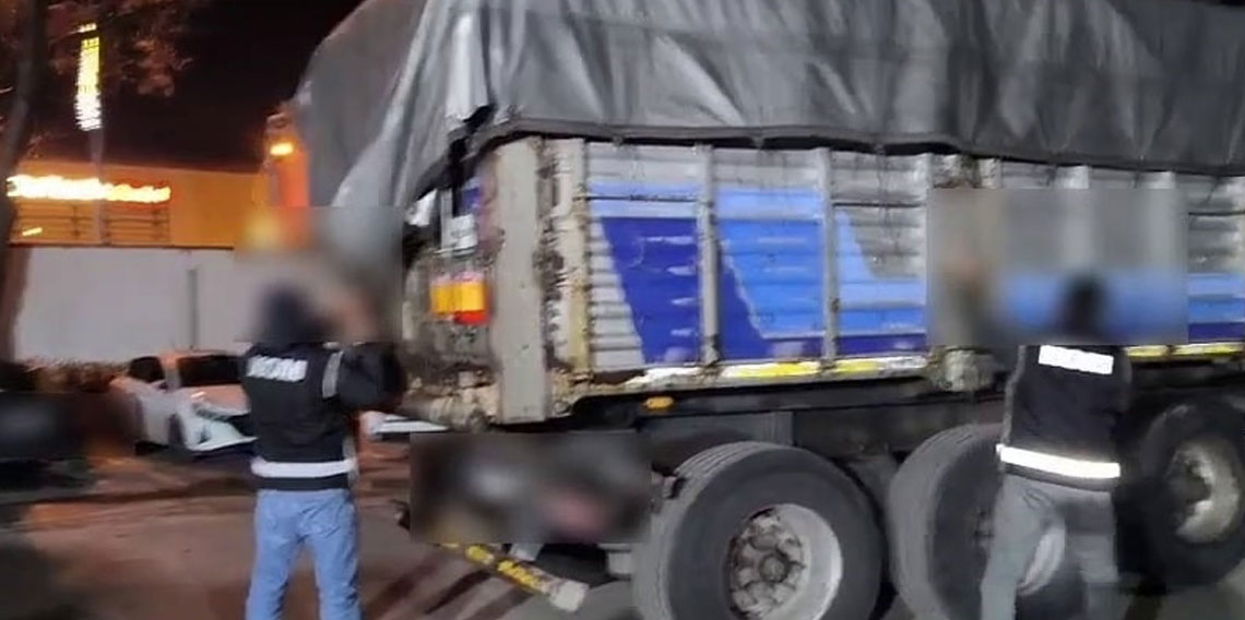 Fındıkla kamufle edilen tırdan 30 milyonluk kaçak makaron çıktı: 4 gözaltı