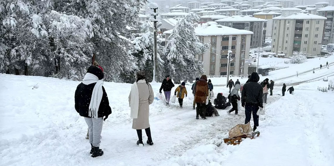 Karabük'te eğitim-öğretime kar engeli
