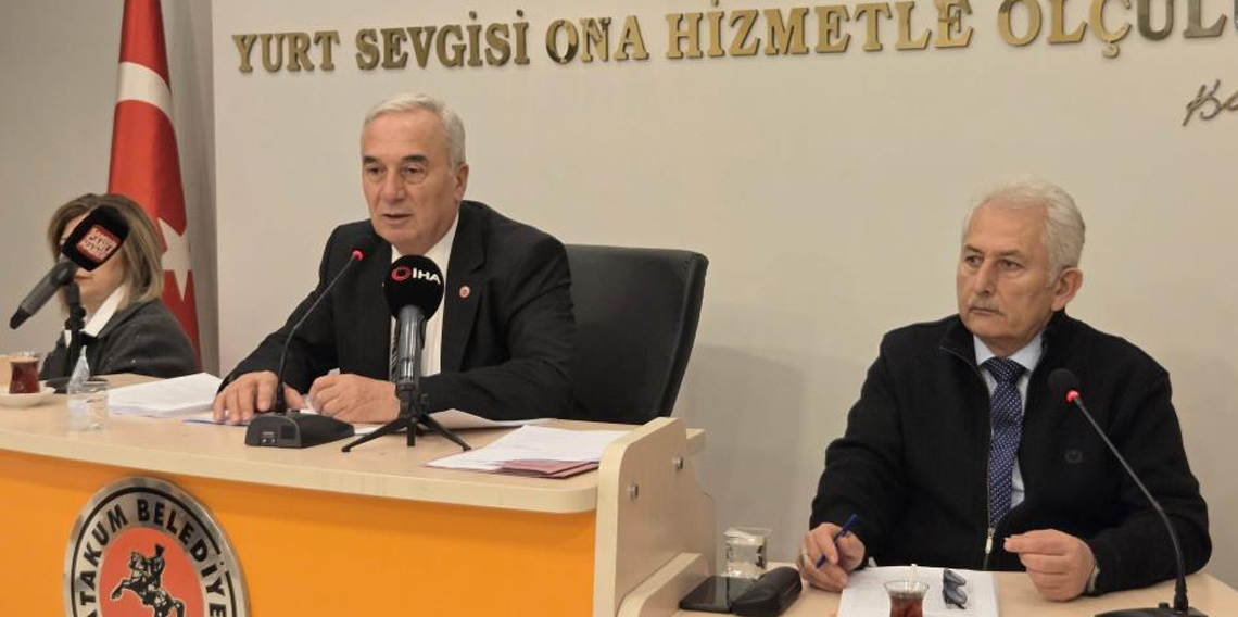 Atakum Meclisi’nde 12 madde komisyonlara gönderildi