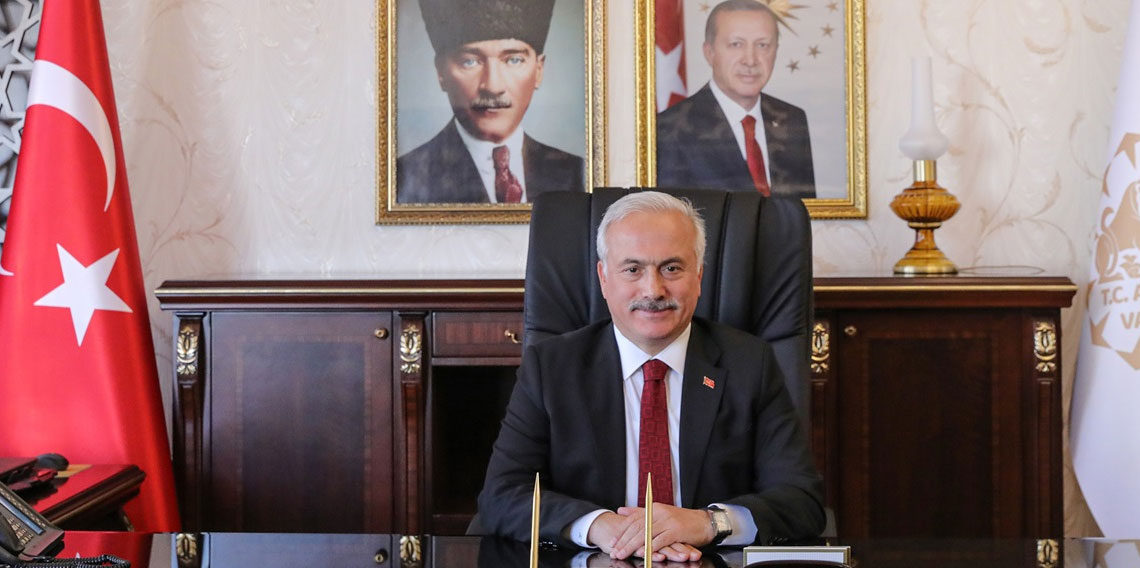 Mehmet Ali KUMBUZOĞLU kimdir?