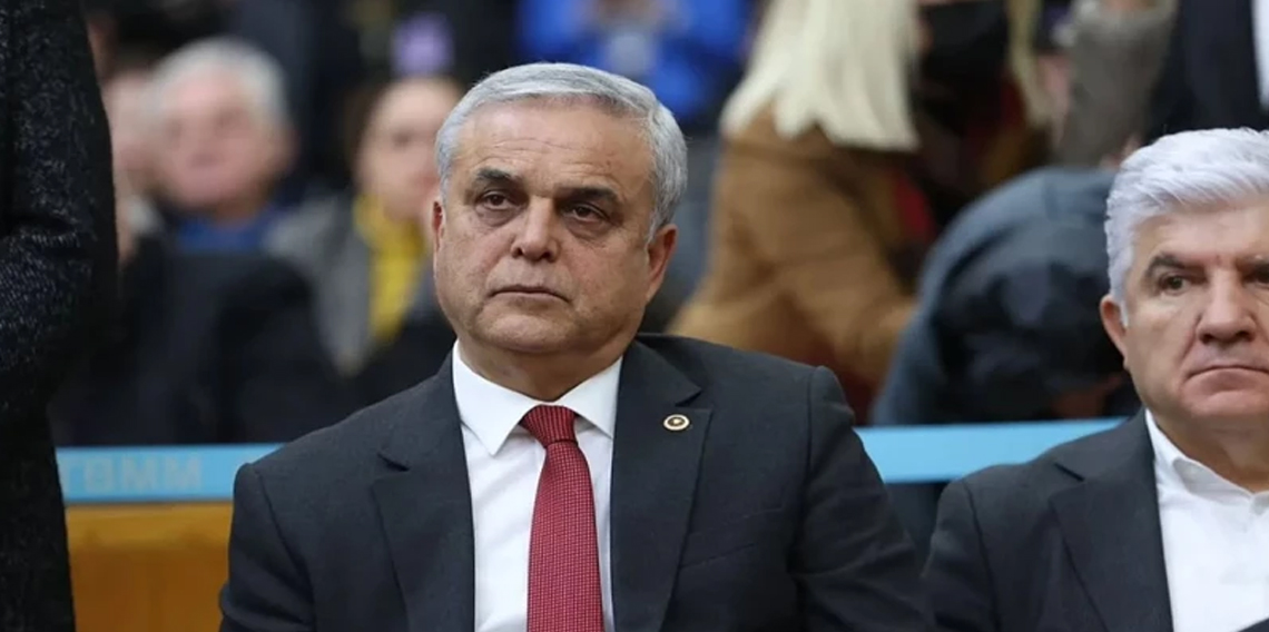 Ahmet Hakan’dan Hasan Ufuk Çakır yorumu: “CHP krizi yönetemedi”