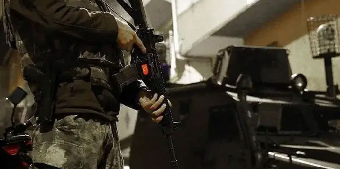 IŞİD'in finans ağına MİT destekli operasyon: 9 tutuklama