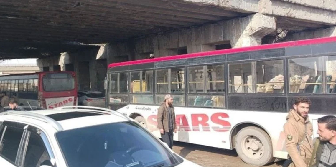 Halep'te SDG/YPG'li teröristler kendilerini taşıyacak otobüslere ateş açtı