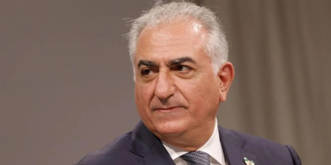 Sürgündeki Rıza Pehlevi; 