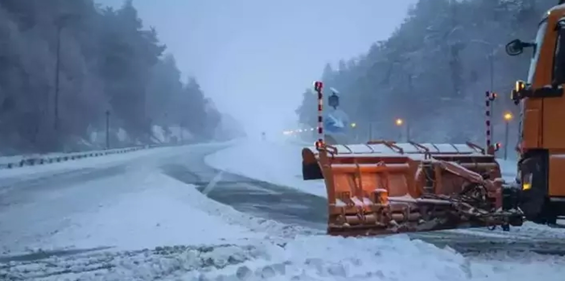 Kayseri-Kahramanmaraş kara yolu tipi nedeniyle trafiğe kapatıldı