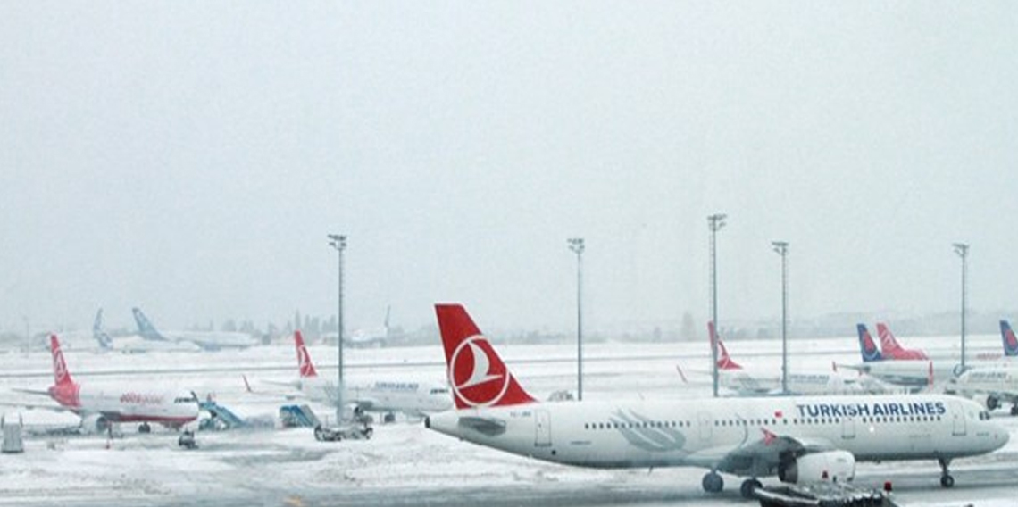 AJet olumsuz hava şartları sebebiyle 24 seferin iptal edildiğini duyurdu