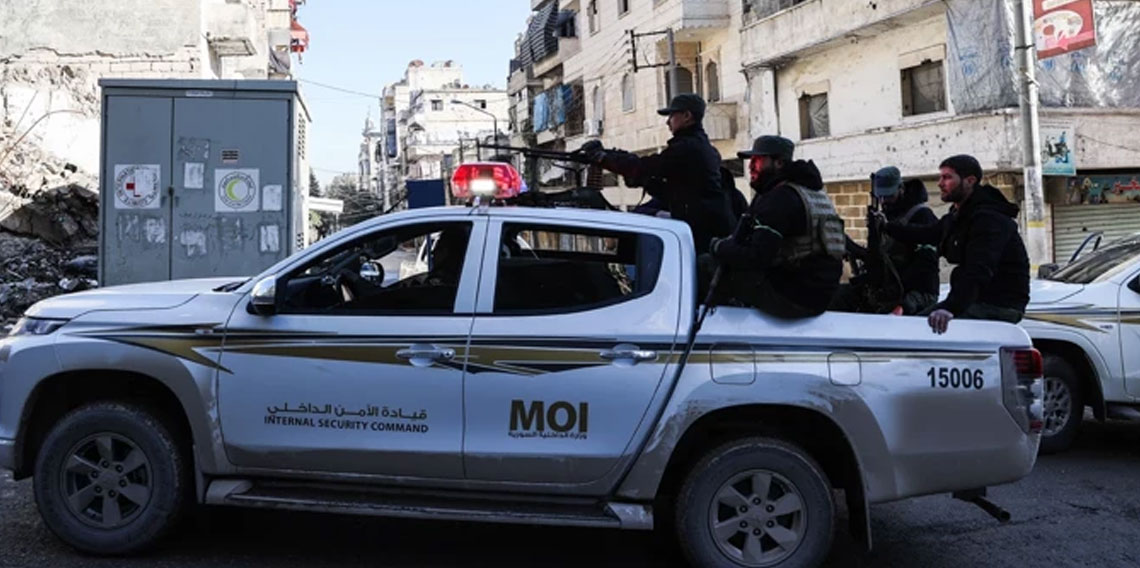 Suriye ordusundan Halep kırsalında tahkimat yapan YPG'ye net mesaj