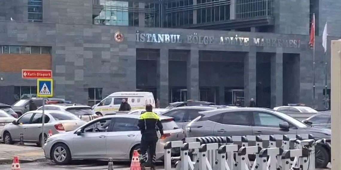 Bölge Adliye Mahkemesi'nde hakimi vuran savcı hakkında gözaltı kararı