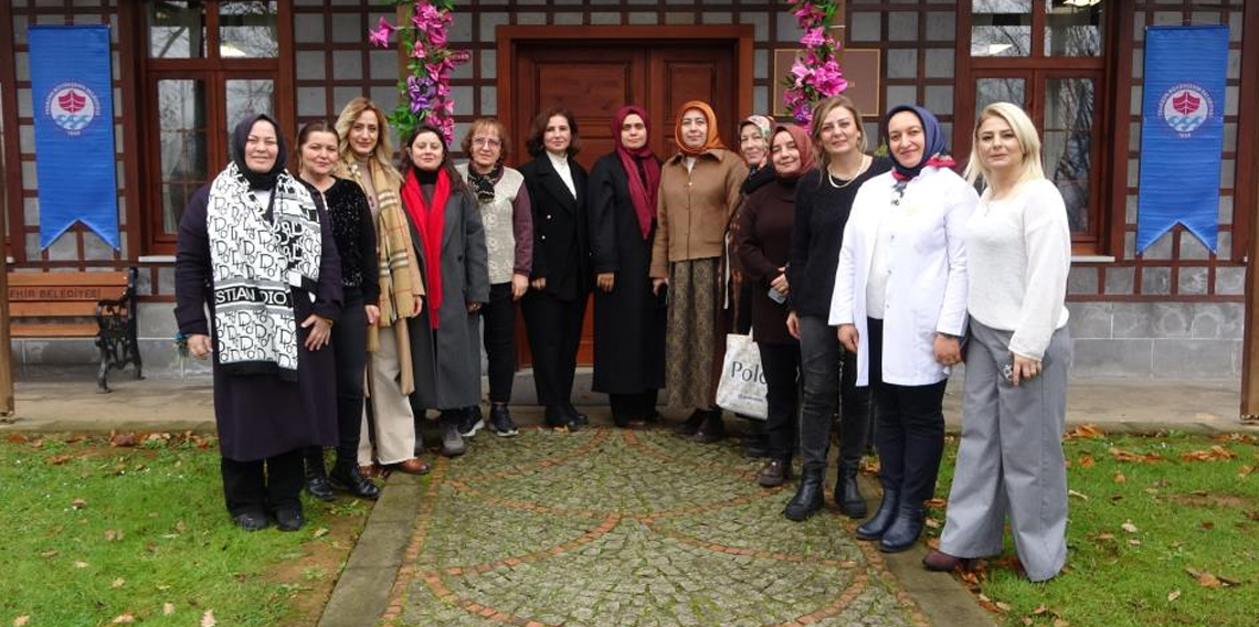 Trabzon'da Kadınlar Üreterek Hayata Bağlanıyorlar