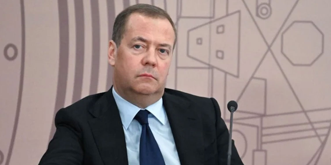 Dmitriy Medvedev: Geçen yıl Rus ordusuna 454 binin üzerinde kişi katıldı