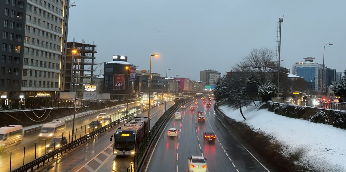 Ağır taşıtlara ve kuryelere kar yasağı