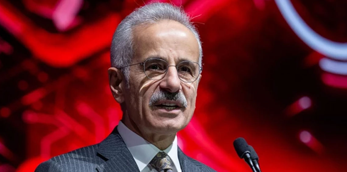 Bakan Uraloğlu: Kıyı emniyeti ekipleri geçen yıl 631 kişiyi kurtardı