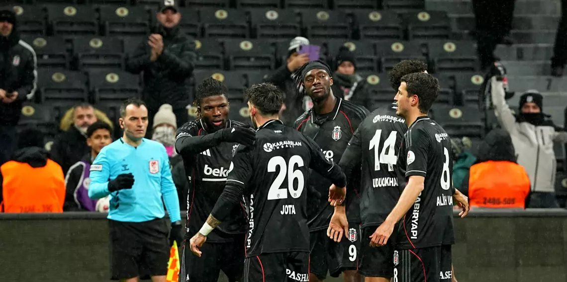 Beşiktaş Dolmabahçe'de 90+5'te Bilal ile hayata tutundu!