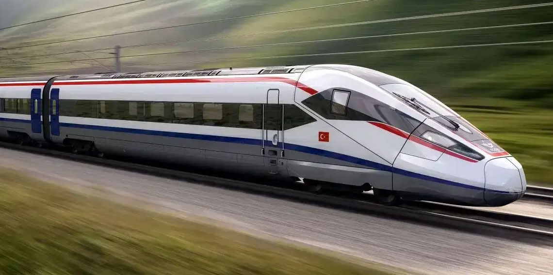 Bakan Uraloğlu açıkladı: Trabzon-Ankara arası hızlı trenle 4,5 saate düşecek