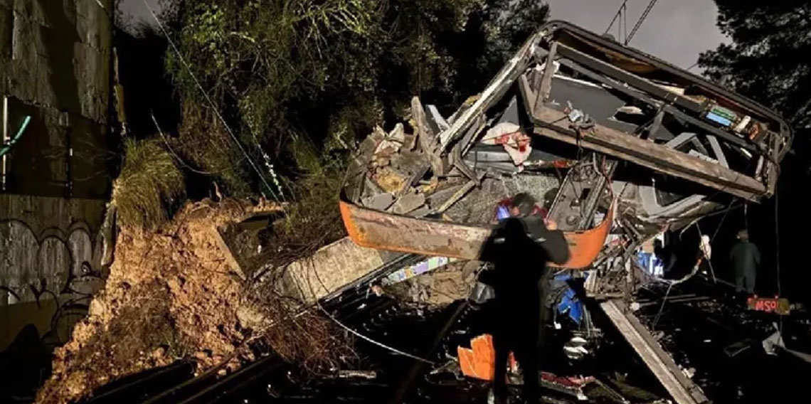 İspanya’da iki tren kazası daha... 1 makinist öldü, 37 kişi yaralandı