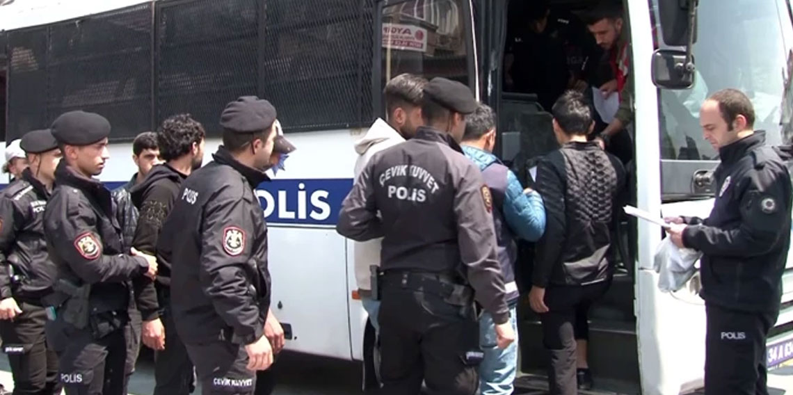 Ülke genelinde 478 düzensiz göçmen yakalandı Ali Yerlikaya açıkladı