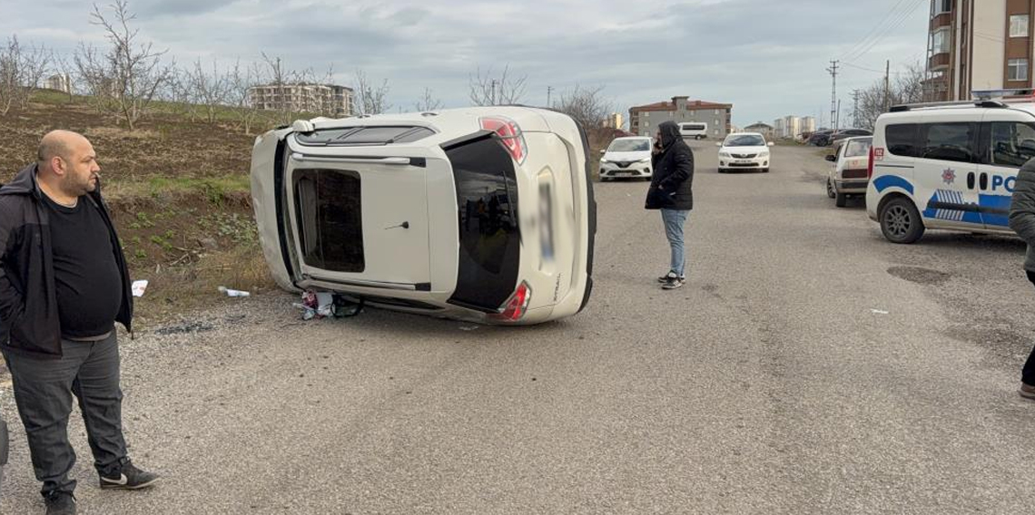 Samsun’da otomobil takla attı: 3 yaralı