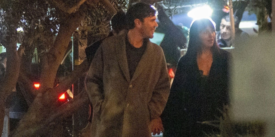 Dakota Johnson Yeni Sevgilisi Role Model ile El Ele Görüntülendi: İlişki İlan Edildi