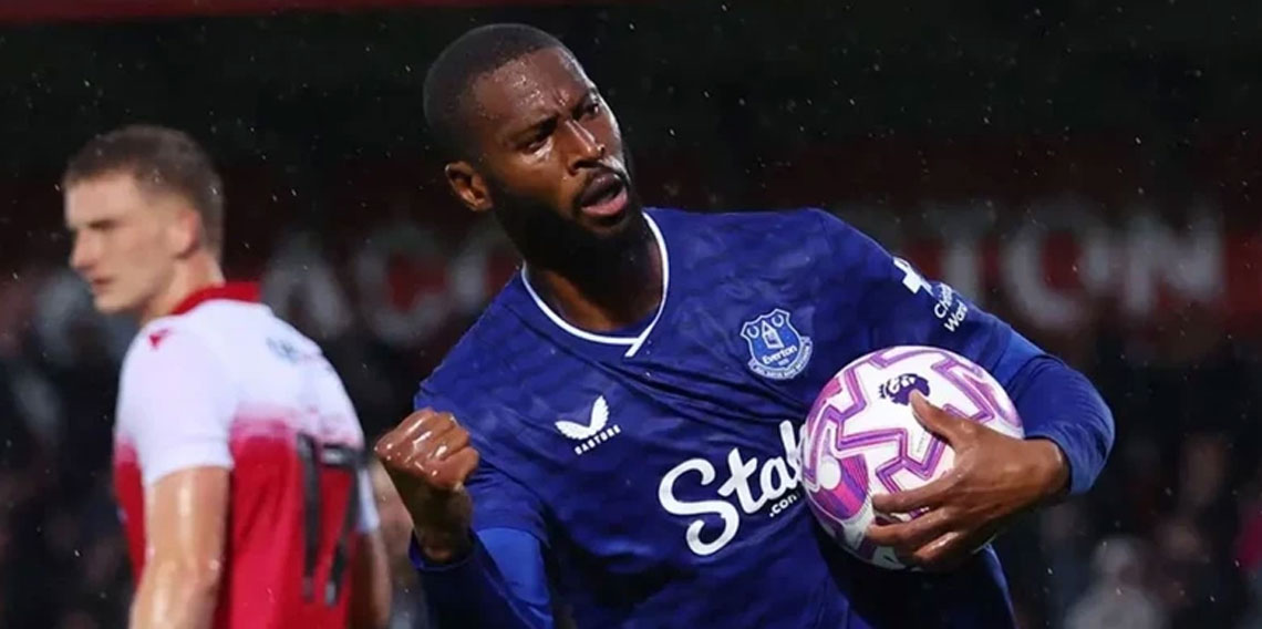 Fenerbahçe masadan kalktı, transfer iptal