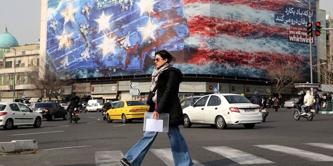 İran'dan ABD'ye rest: Savaşa tam hazırız