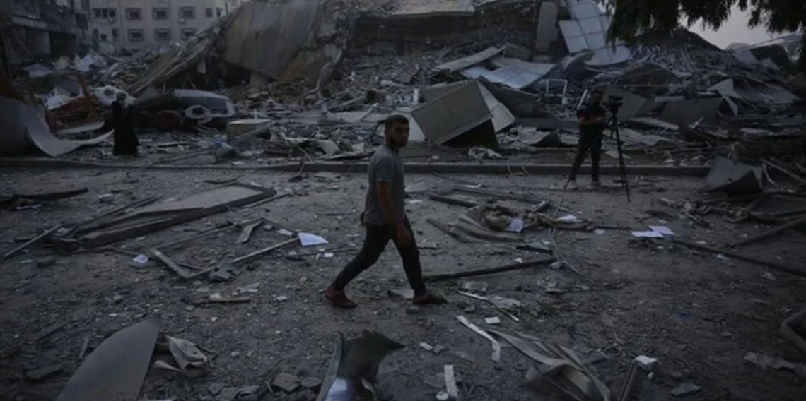 Gazze'de can kaybı 71 bin 662'ye yükseldi