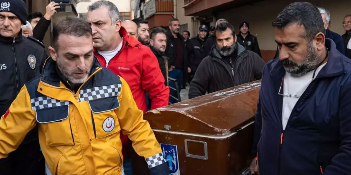 Eski eşini ağır yaralayıp kayınvalidesini öldüren kişi, intihar etti