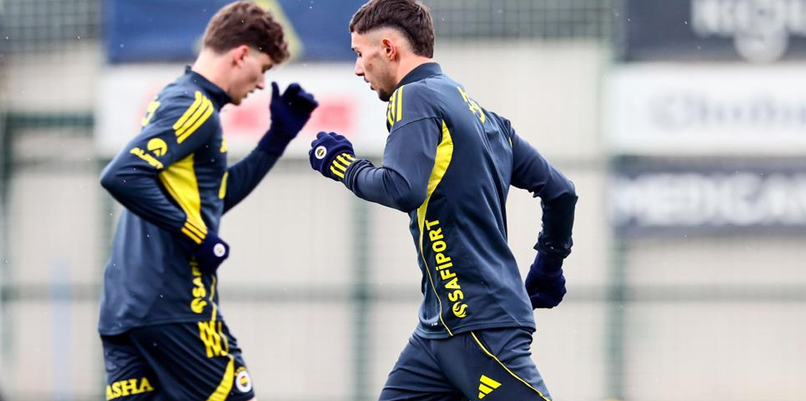 Fenerbahçe'de FCSB maçının hazırlıkları başladı