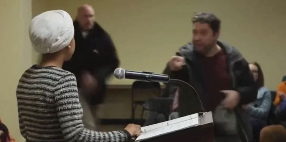 ABD'de Müslüman kadın kongre üyesine şırıngalı saldırı