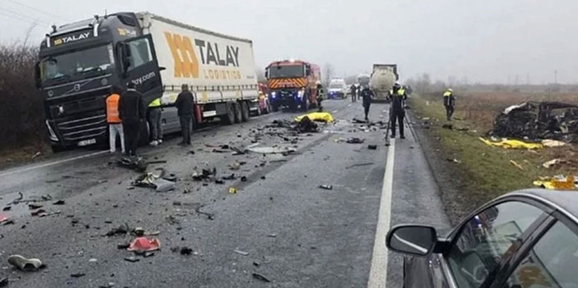 Deplasman yolunda facia: 7 PAOK taraftarı hayatını kaybetti