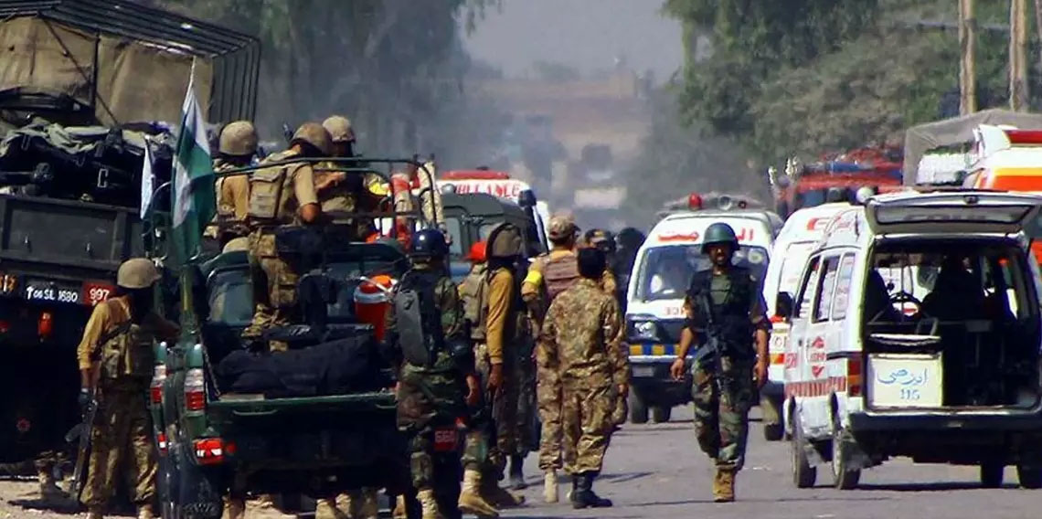 Pakistan’daki terör olaylarında can kaybı 33’e yükseldi