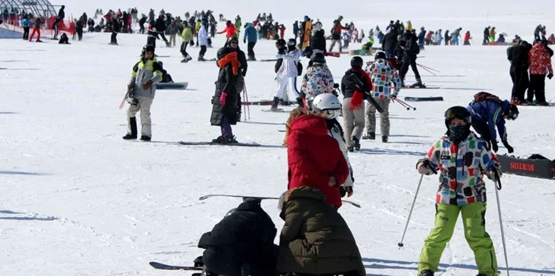 Erciyes'e sömestir bereketi: 1,4 milyon turist ziyaret etti