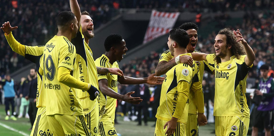 Fenerbahçe Körfez'den 2 golle çıktı! Kocaelispor'un gücü yetmedi!