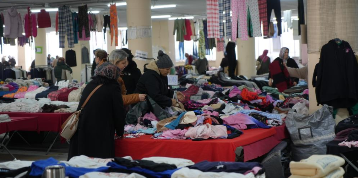 Semt pazarı esnafından ucuzluk çağrısı