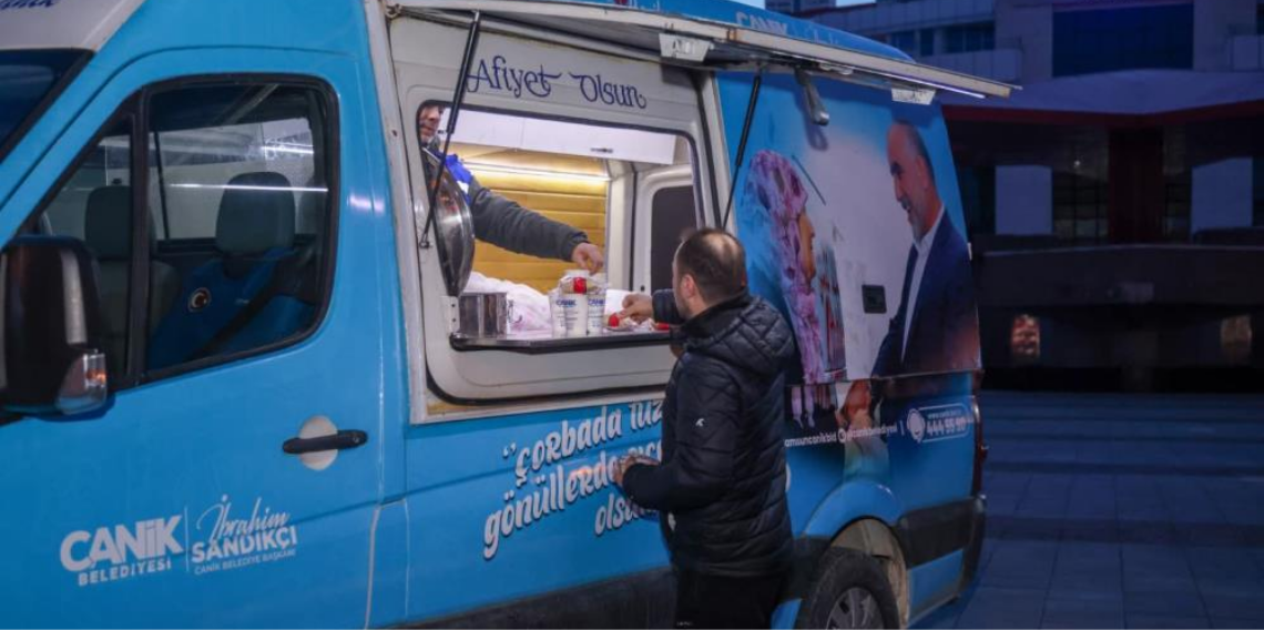 Canik’te gönülleri ısıtan ikram