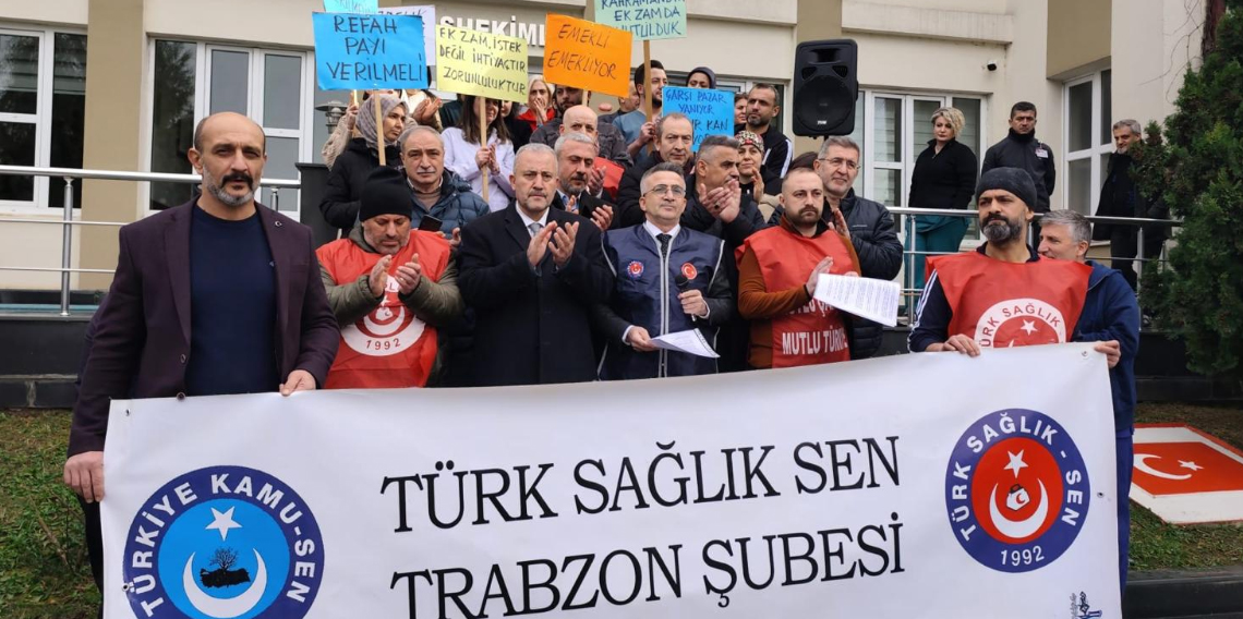Trabzon'da Sağlık Çalışanları Sesini Yükseltti