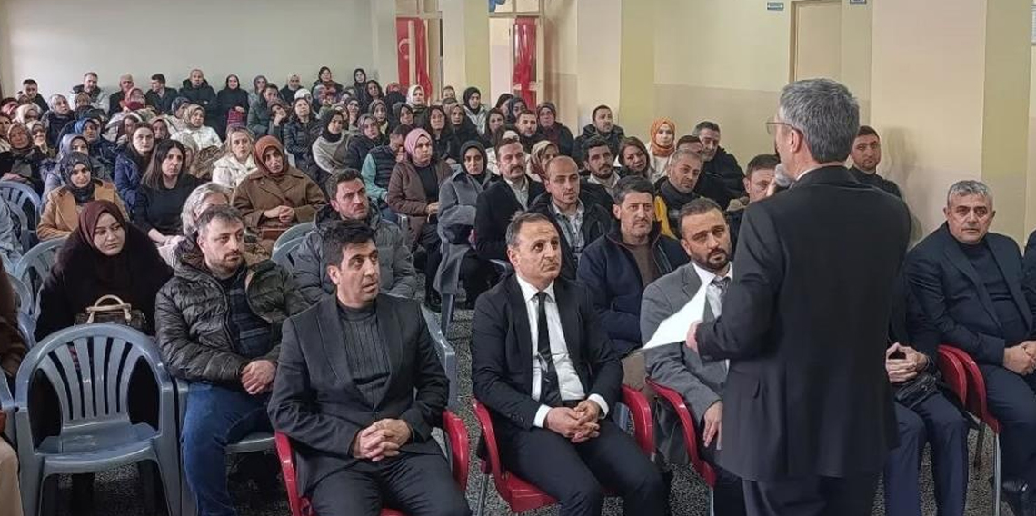 Bayburt'ta ikinci dönem eğitim planlamaları toplantıda ele alındı