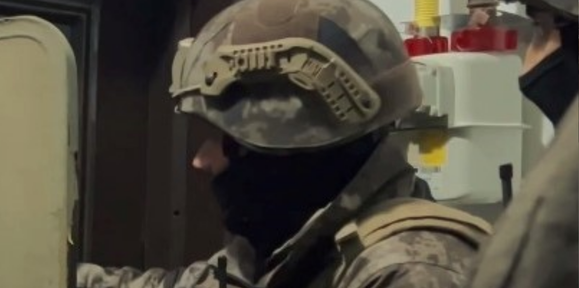 Ordu'da sokakta uyuşturucu satıcılarına operasyon: 3 tutuklama