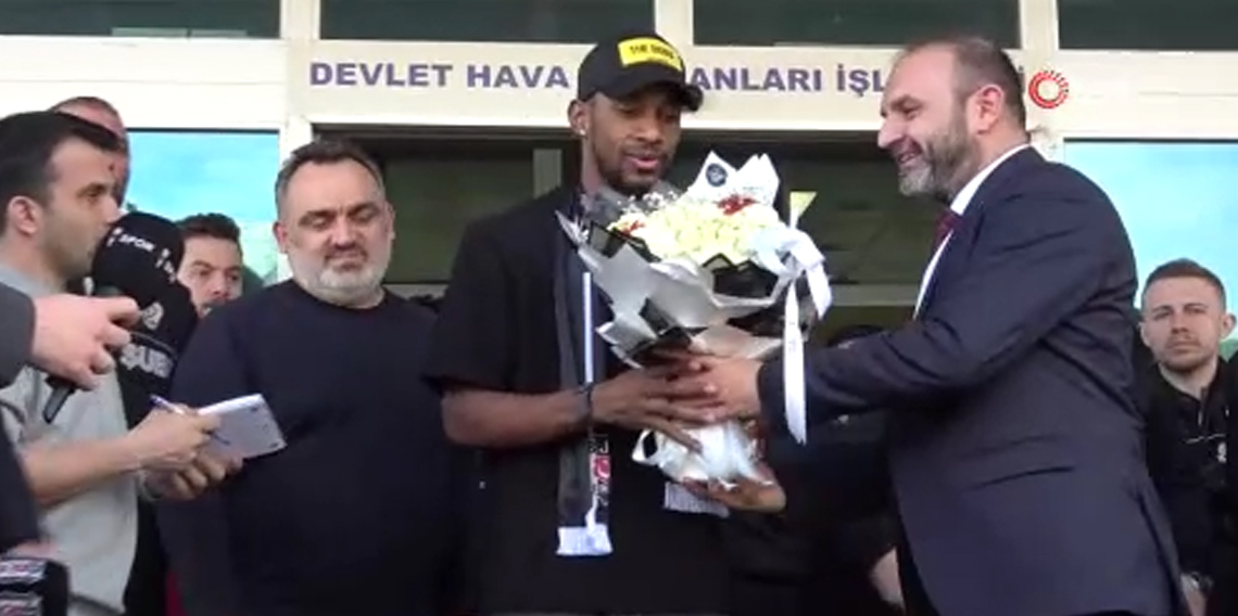 Beşiktaş’ın anlaşmaya vardığı Amir Murillo, İstanbul’a geldi