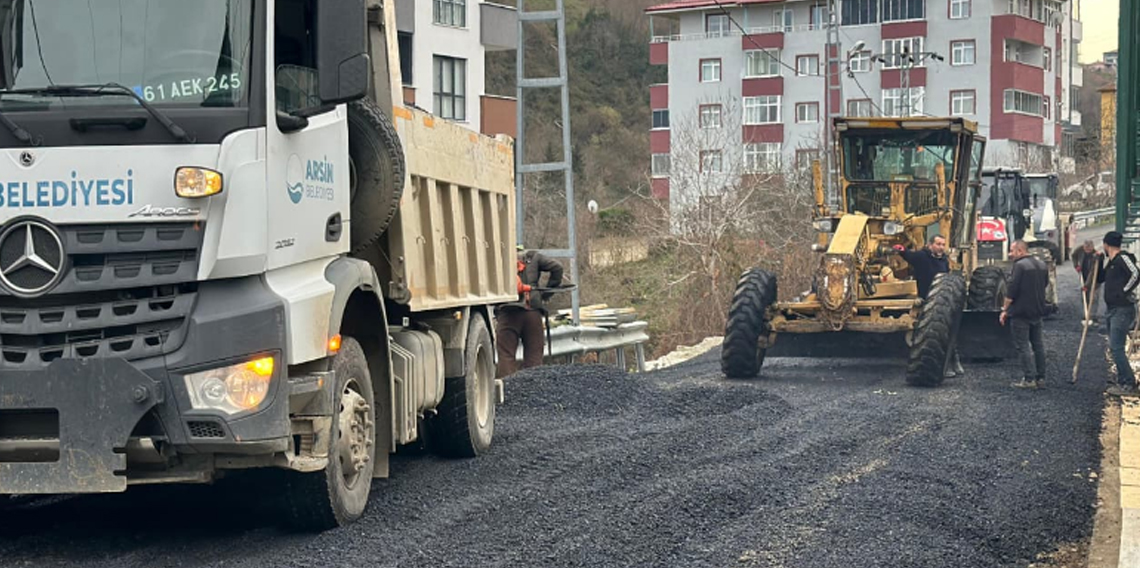 Arsin İlçe Stadının Çevresi Yenilendi